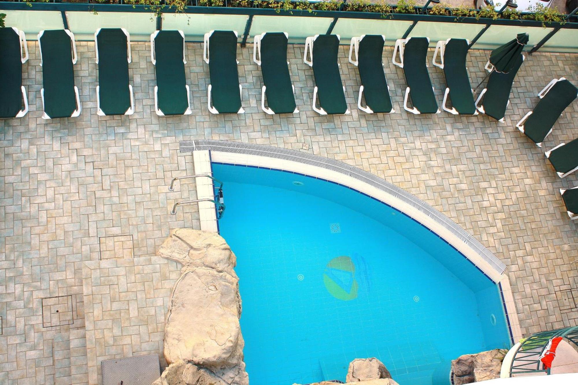 Residence Le Vele Cattolica Exterior photo