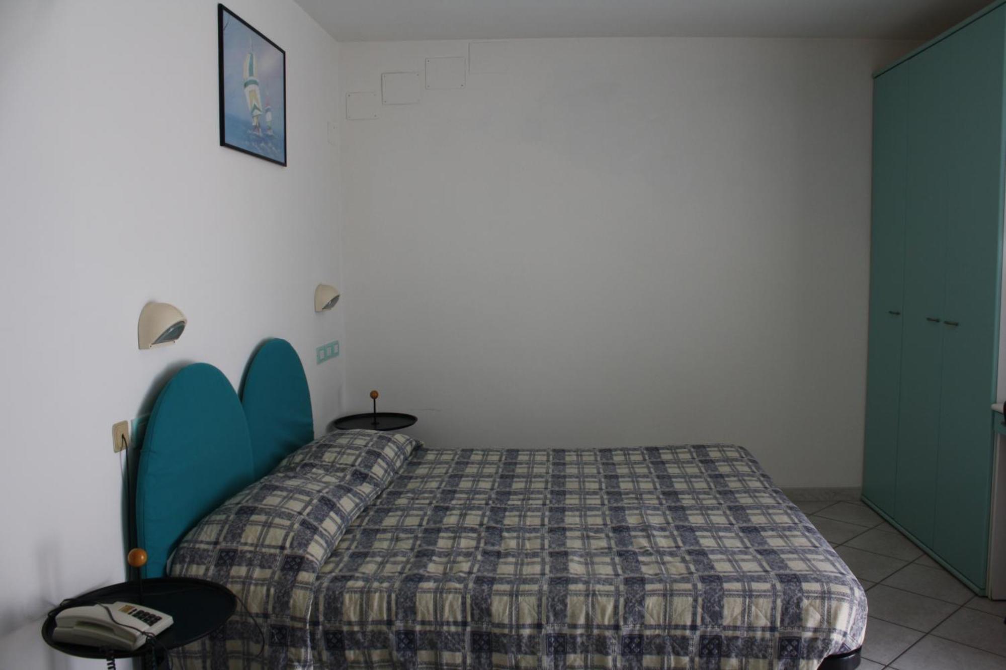 Residence Le Vele Cattolica Room photo